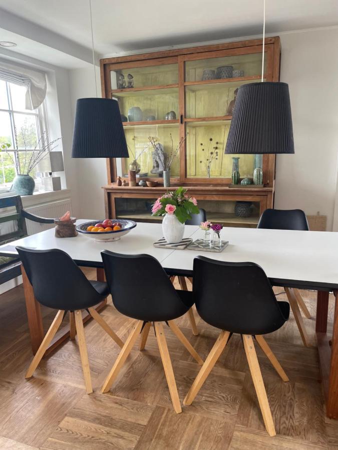 Cool Familyhome Close To The Beach W Two Cuddly Cats Espergærde Exteriör bild