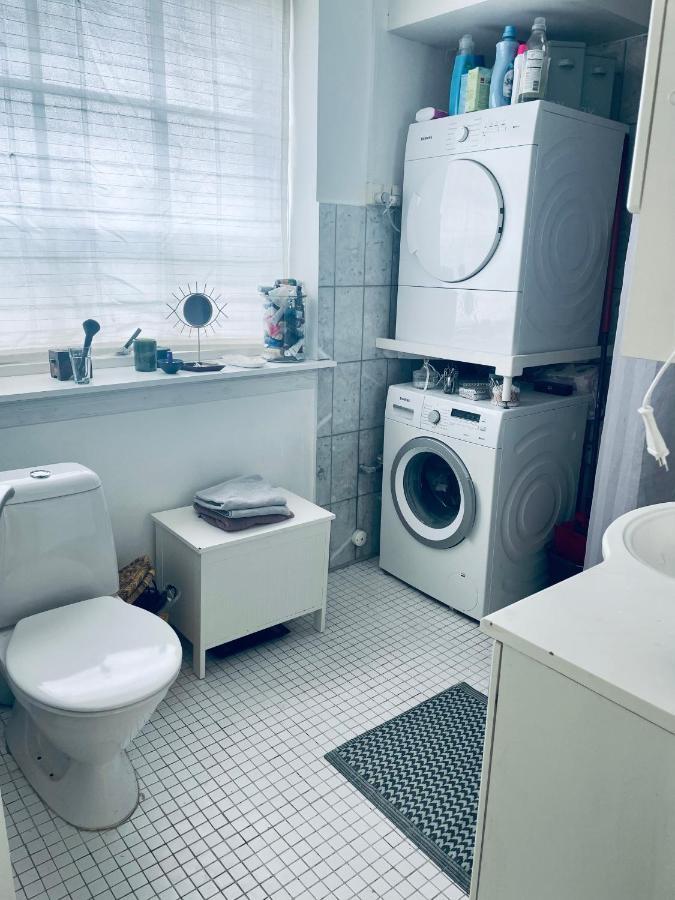 Cool Familyhome Close To The Beach W Two Cuddly Cats Espergærde Exteriör bild